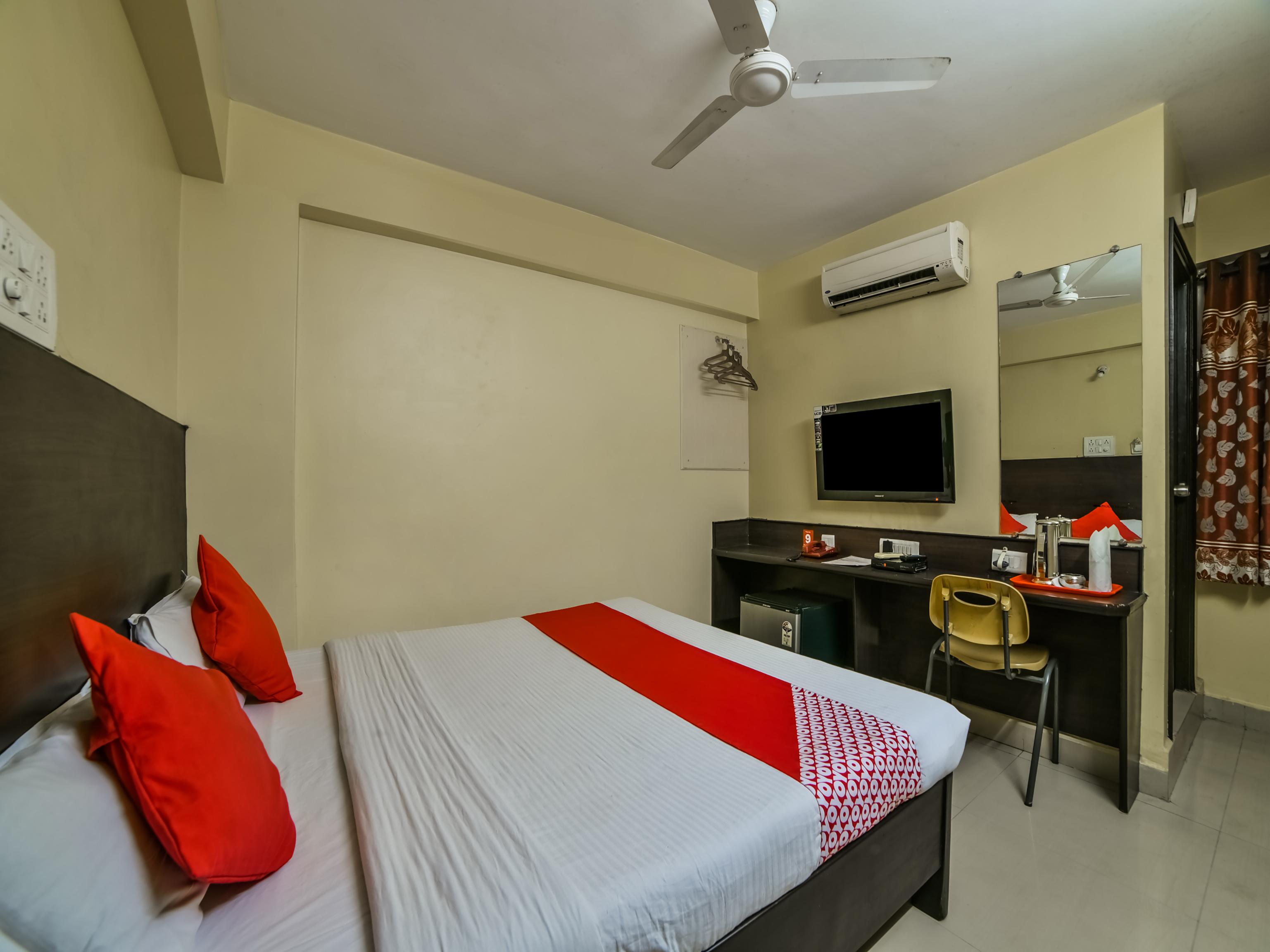 Oyo 2840 Kanha Grand ไฮเดอราบัด ภายนอก รูปภาพ