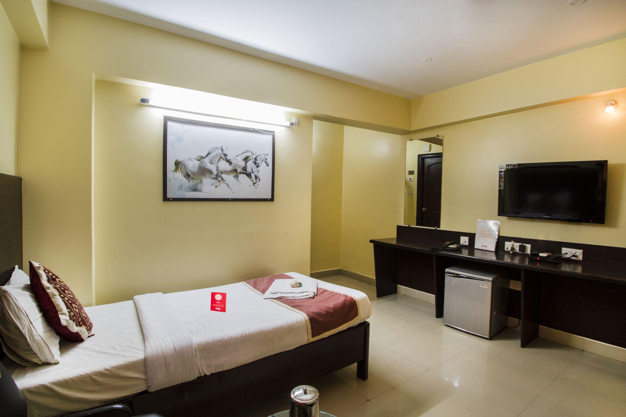 Oyo 2840 Kanha Grand ไฮเดอราบัด ภายนอก รูปภาพ